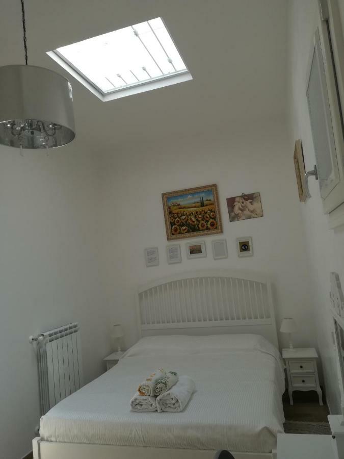 Casa Moonlight Apartment โมโนโปลี ภายนอก รูปภาพ